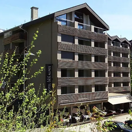 Im Des Alpes Lägenhetshotell *